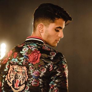 Meet your Posher, Erick